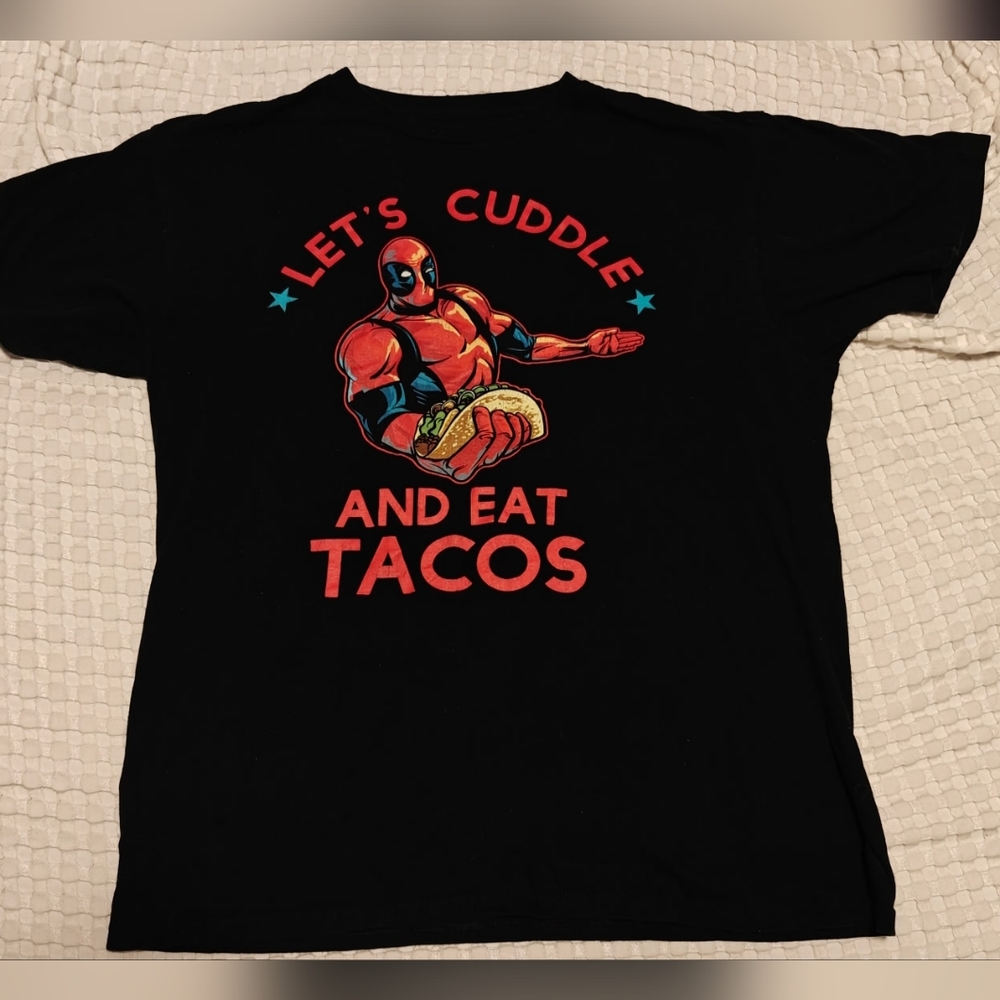 Marvel Deadpool Let's Cuddle And Eat Tacos T-Shirt - Large